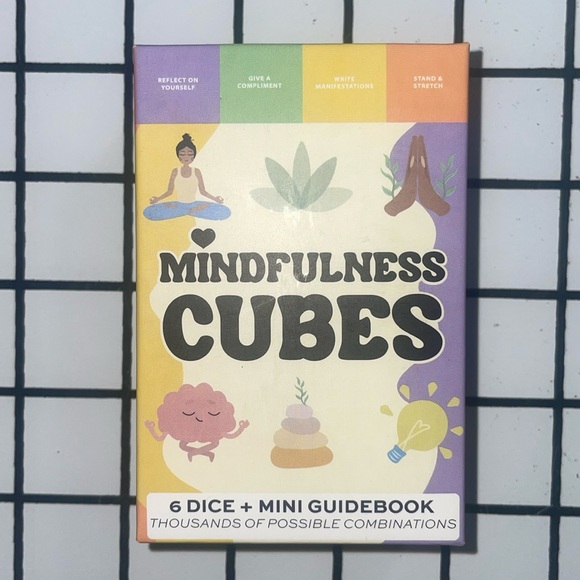 🍉 NIB Mindfulness Cubes 6 Dice + Mini Guidebook - Picture 1 of 5